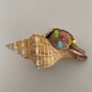 Size:L5.0”xW3.5”x H2.5”, Shells 5-6”, pin ball D1.25”
Weight:Approx.210 grams